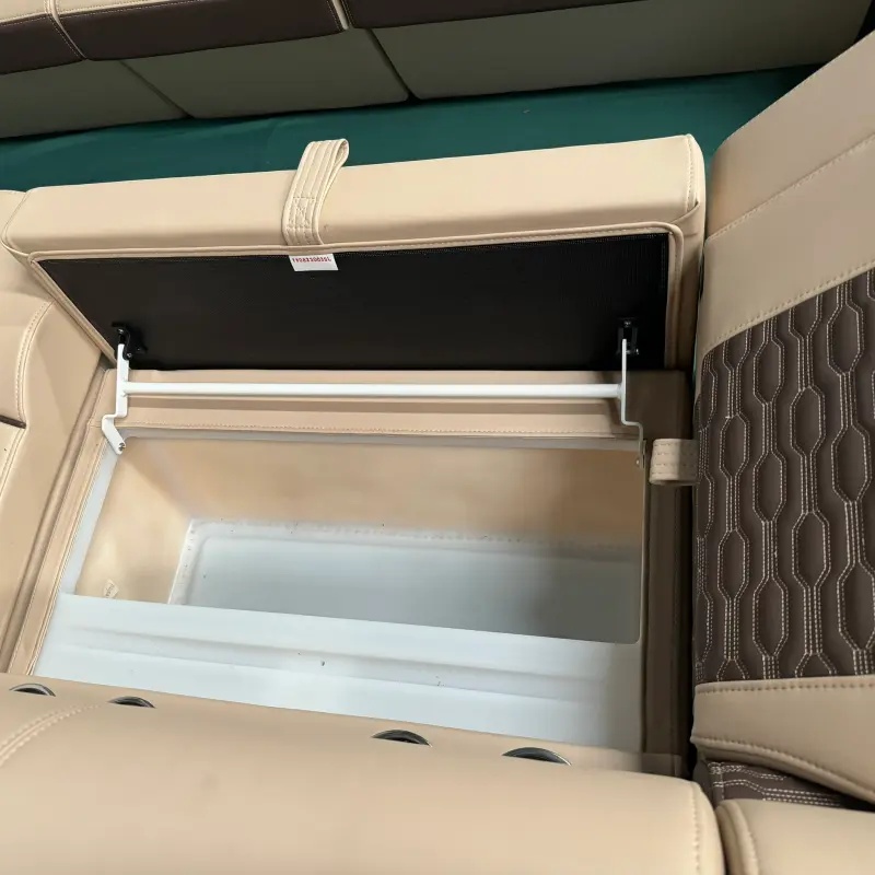 Mildew-Resistant Pontoon Boat Seats Mildew-Resistant Pontoon Boat Seats